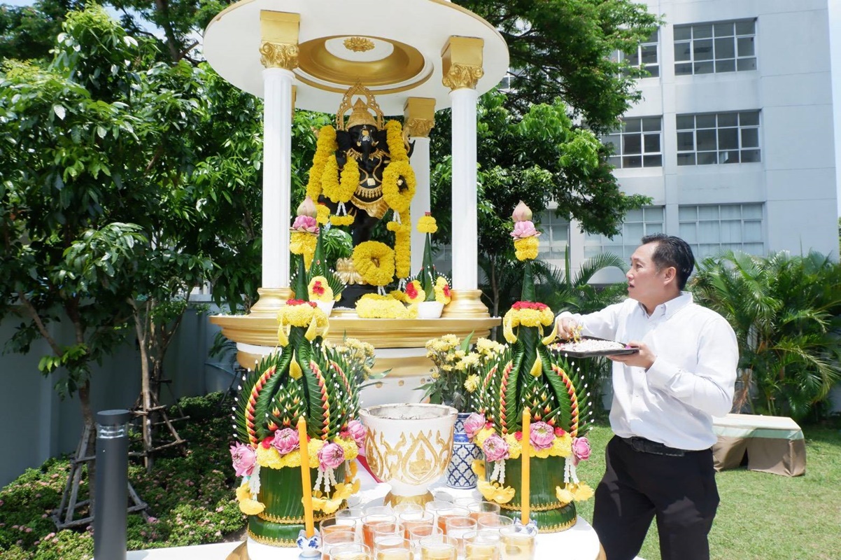 พิธีตั้งศาลพระพิฆเนศที่โครงการ Pattaya Posh